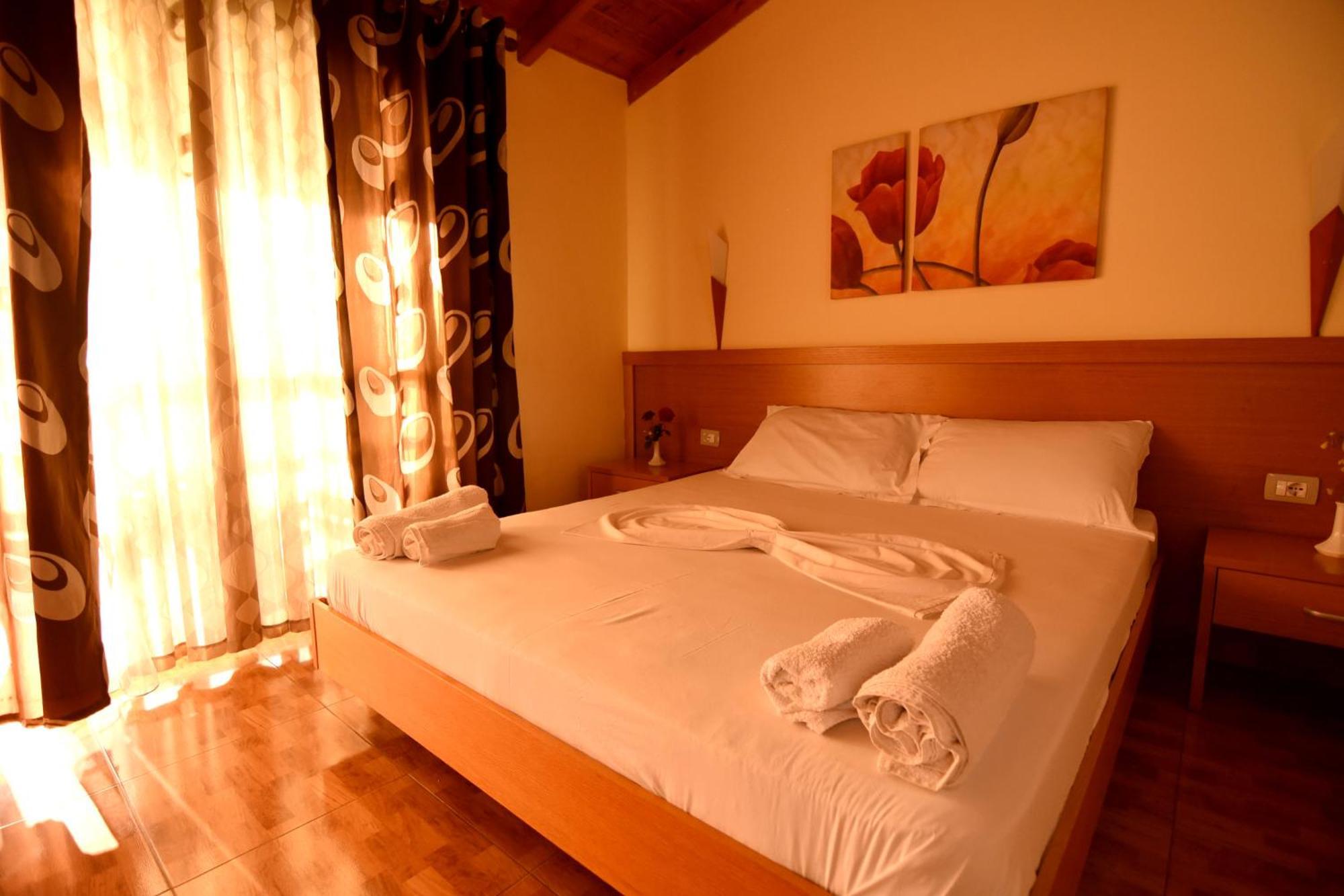 Hotel Ramosaco, Radhime, Vlore Exterior photo